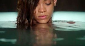 Video bez muzyki - Rihanna