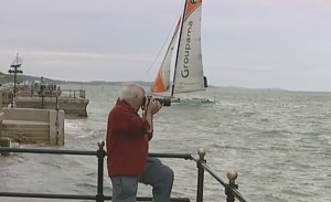 Starszy fotograf przegapił najważniejszy moment na regatach