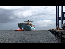Największy statek świata w Gdańsku
