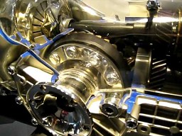 Jak działa silnik i automat Audi V8 3.6 quattro