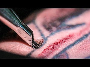 Smarter Every Day: jak działa maszynka to tatuażu?