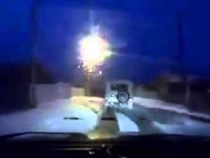 Rosyjski policjant ściga samochód