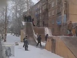 Nowa zabawa rosyjskich dzieci