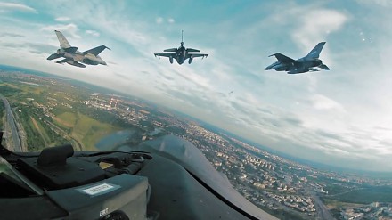 Defilada lotnicza Szczyt NATO. Wideo w 360°