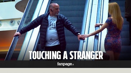Co się stanie, gdy będziesz dotykał nieznajomych na ruchomych schodach?