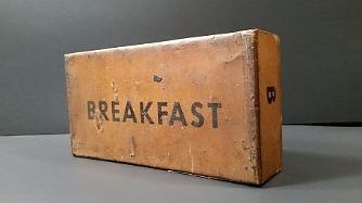 70-letnia wojskowa racja śniadaniowa z okresu II Wojny Światowej