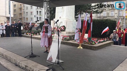 Chwytające za serce wykonanie  utworu "Polskie kwiaty" w Budapeszcie
