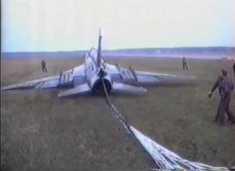 Awaryjne lądowanie Su-22