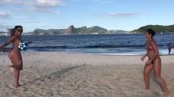 Takie rzeczy tylko na plażach w Brazylii