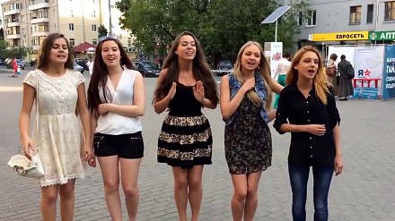 Piękna rosyjska muzyka - posłuchajcie dziewczyn z zespołu Beloe Zlato