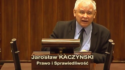 Kaczyński: "Nie wycierajcie swoich mord zdradzieckich nazwiskiem mojego brata. Zamordowaliście go"