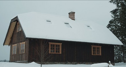 25-minutowa historia narodzin drewnianego domu