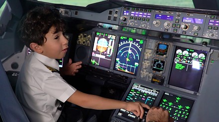 Pamiętacie 6-latka, który zadziwił pilotów? Właśnie spełnił swoje marzenie