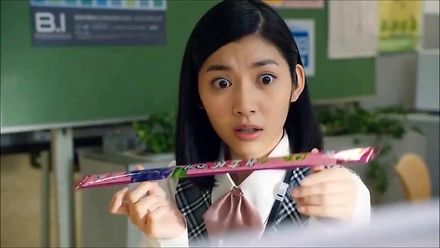 Seria reklam japońskich gum do żucia