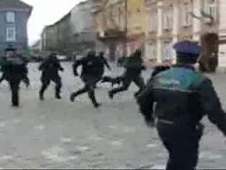 Rumuńska policja w popisowej akcji